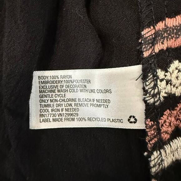 Knox Rose Open Front Embroidered Boho Kimono Womens Medium Black Tassle Cardigan - Picture 6 of 7